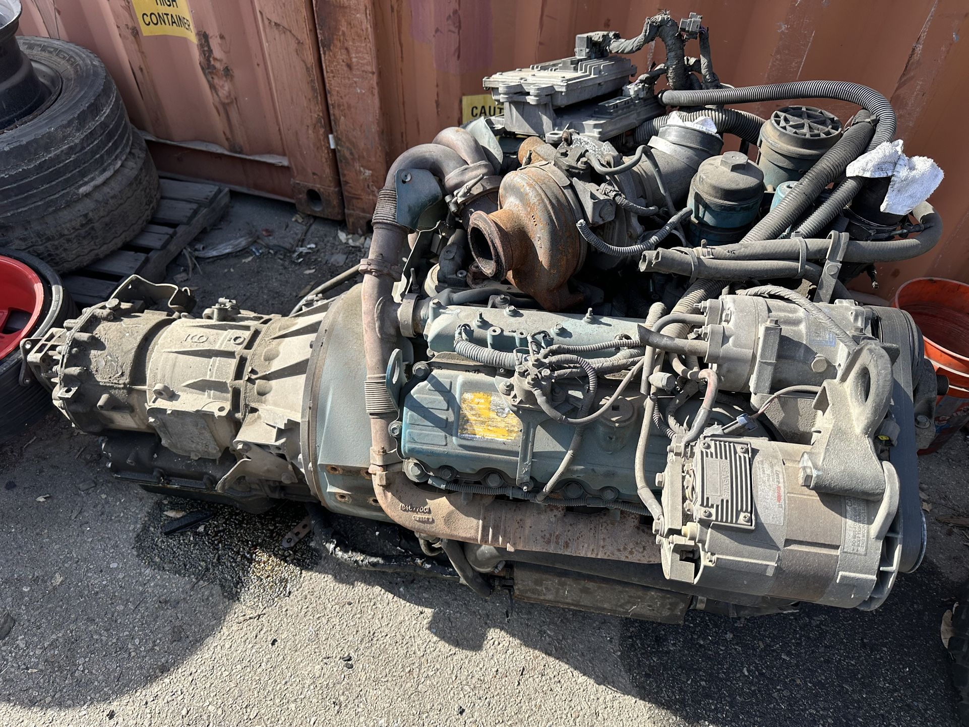 International MXT Engine And Trans Complete