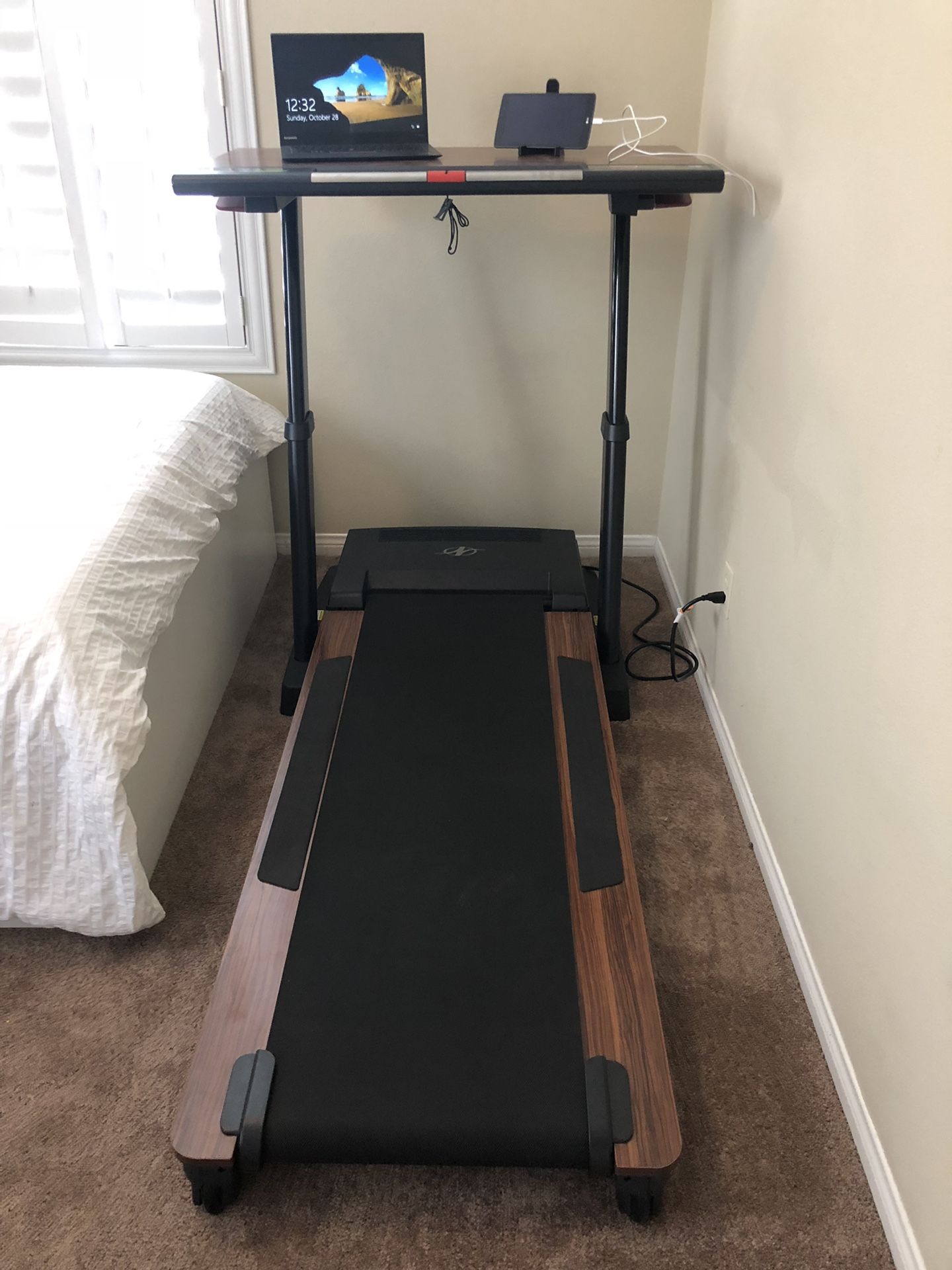 Nordictrack Treadmill Desk Platinum (NTL14815)