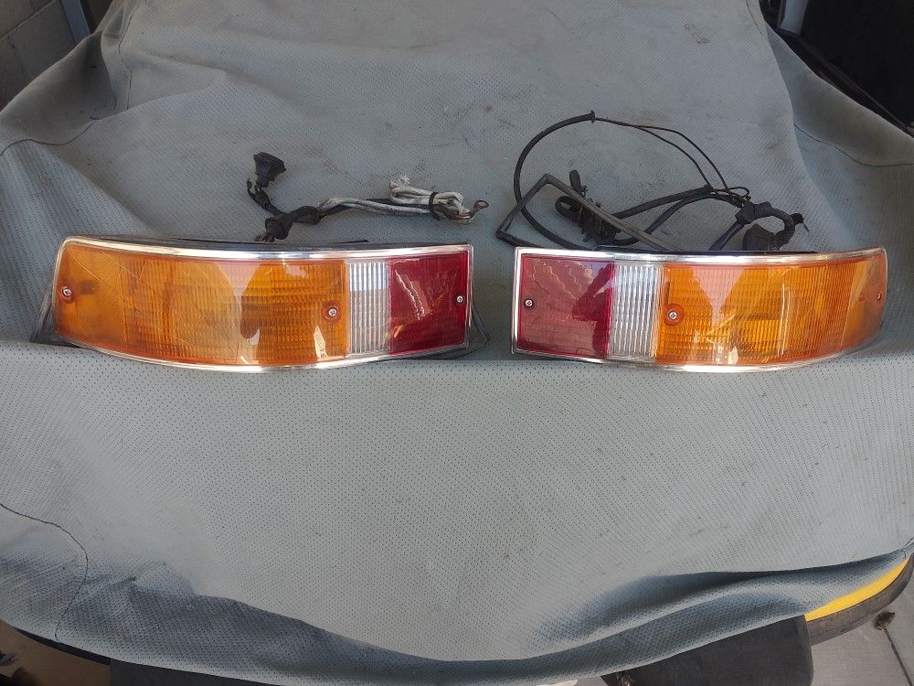 Porsche 911 Tail Lights