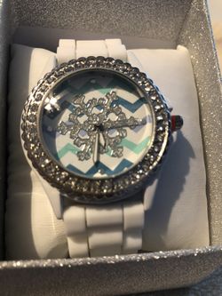 Women’s Diamond Snowflake Watch