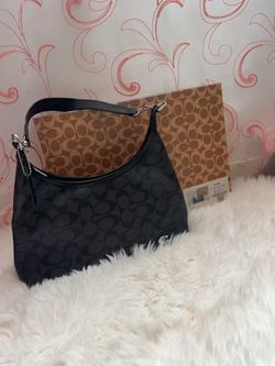 Women’s purses