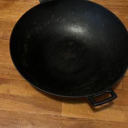 Cast iron Wok