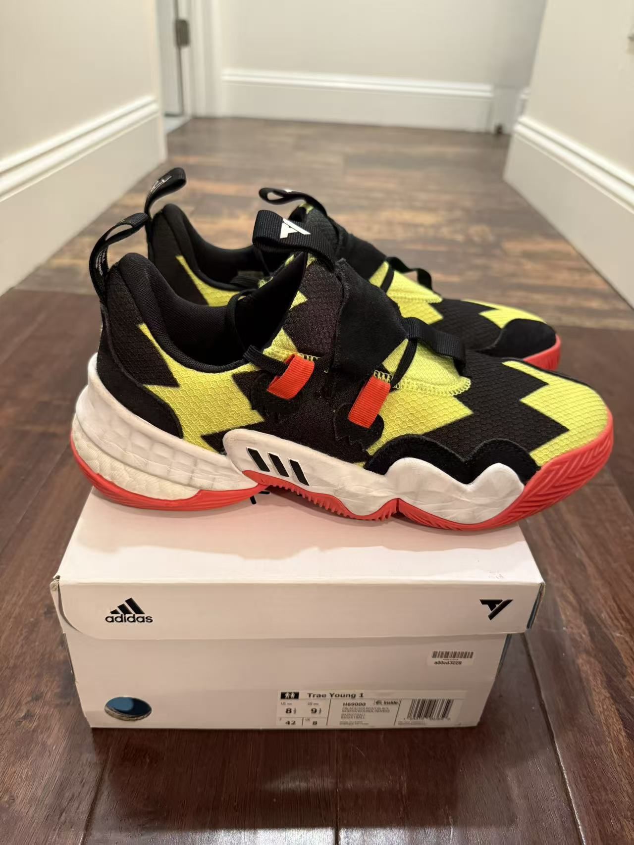 Adidas Trae Young 1 “So So Def” — US 8.5 (Gently Used, Indoor Only)