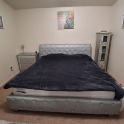 bed frame and mattress 