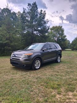 2015 Ford Explorer