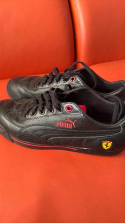 Puma Ferrari Low-Top Sneakers size 8