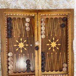 Luxury Handmade Wooden Backgammon & Chess Board – Beautiful 2-in-1 Design