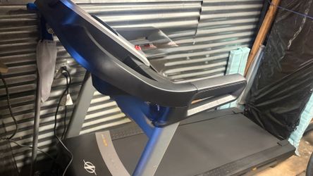 NordicTrack C 800 Treadmill – Excellent Condition – Works Great