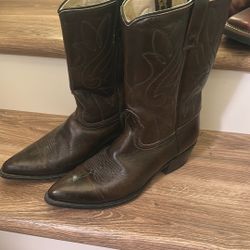 Cowboy - Acme, Made In USA.  11D