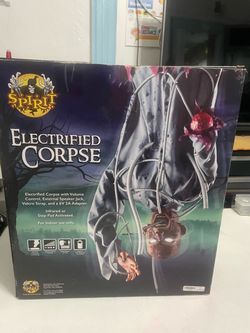 Halloween animatronic Electrified Corpse