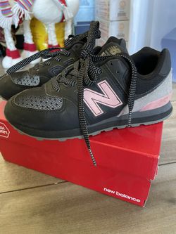 New Balance snickers girls 13,5 gently used