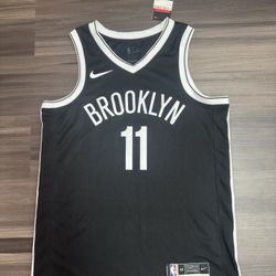 Nike Kyrie Irving #11 Brooklyn Nets NBA Swingman Jersey Men’s 48 Large NWT  100% authentic. Brand new with tags. MSRP $135  This is a Nike Kyrie Irvin