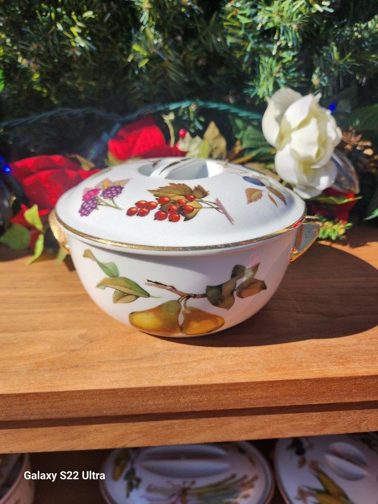 Vintage Lot Of Royal Worcester Evesham Pattern Pieces