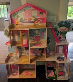 Barbie Play House