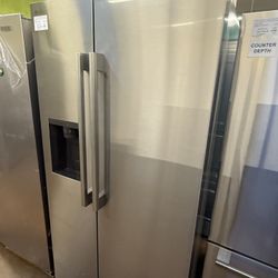 LG side by side refrigerator 