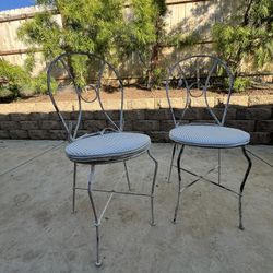 Metal Chairs With Cushions 