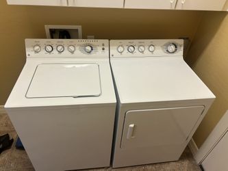 GE Washer And Dryer Combo
