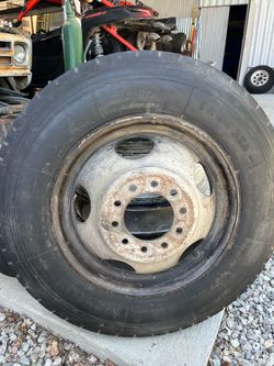 19.5 tire and rim