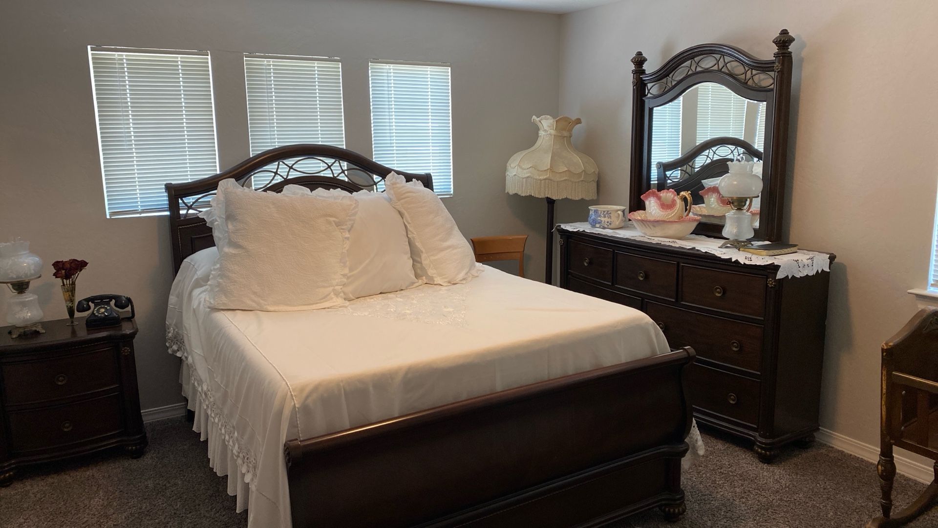 Bedroom Set Bed Dresser Nightstand