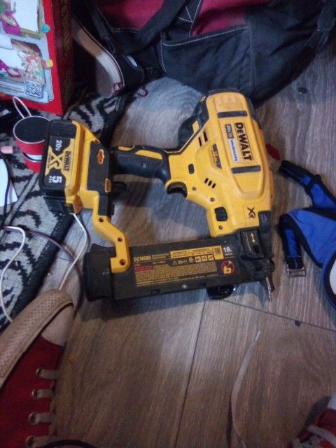 DeWalt Nail Gun