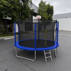 New 10’ Heavy Duty Trampoline with Safety Net Ladder & Basketball Hoop