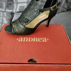 Andrea Heels 