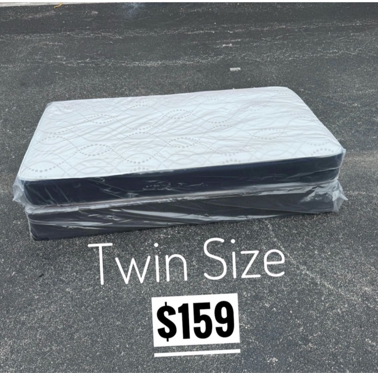 New Twin Size Mattress And Box Spring Set // We Offer  🚚