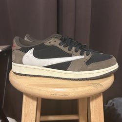 Travis Scott Og Mochas Jordan 1 Lows Size 10.5