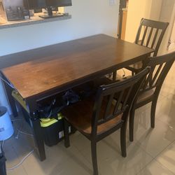 Kitchen Table w/ 3 chairs & bench