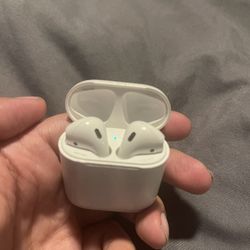 AirPods