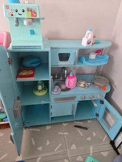 Retro kids kitchen