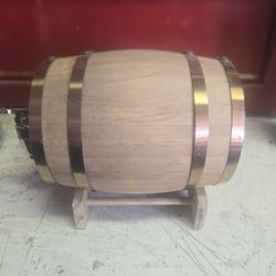 Mini Whiskey Barrel 