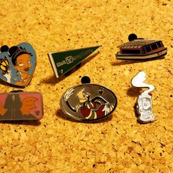 Lot of Disney Trading Pins. Lot 102