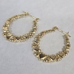 14kt Gold Heart Hoops