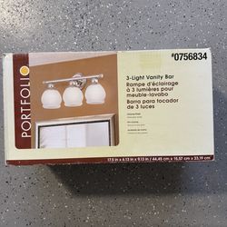 3 Light Vanity Bar