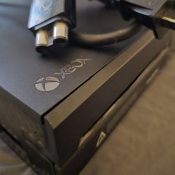 Xbox One with Cords! 