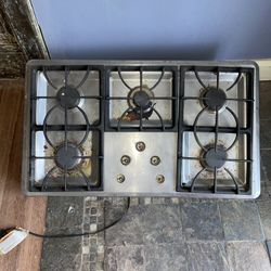 Gas stove top
