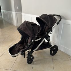 Sturdy spacious city select double stroller