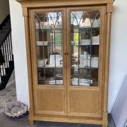 Henredon Monumental Aegean Crystal Curio China Hutch OBO