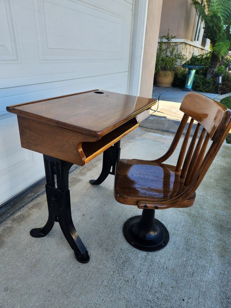 1900's Antique Child's Student Desk And Chair.