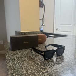 Tom Ford Glasses Unisex 