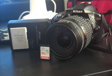 Looking For Best Offer For Nikon D3300/Battery/ 28-300mm Telephoto Lens/Strap/Charger/ 32gb Memory Card