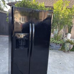 Refrigerator working perfectly only missing sleeves on the door