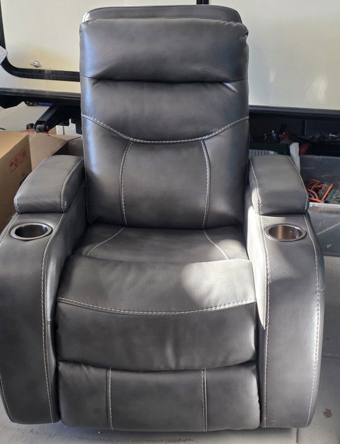 2 Gray Recliners