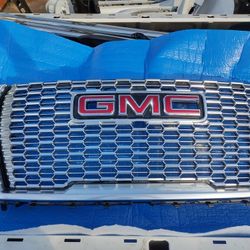 2021 GMC Platinum Denali Grill OEM Part
