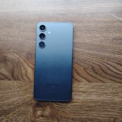 Samsung S24 Plus 