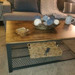 3 Tables And 2 Lamps