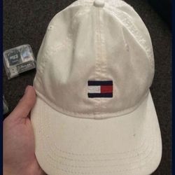 Tommy Hilfiger Hat