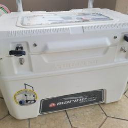 Marine Elite 50 Quart Cooler.