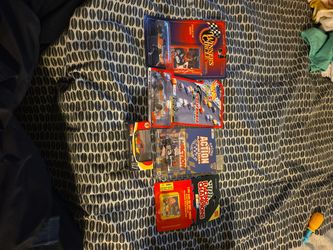 Toy race cars